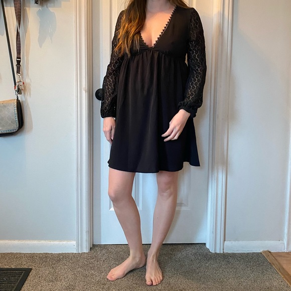 Black Long Sleeve Mini Dress Lace Sleeves - Picture 3 of 4